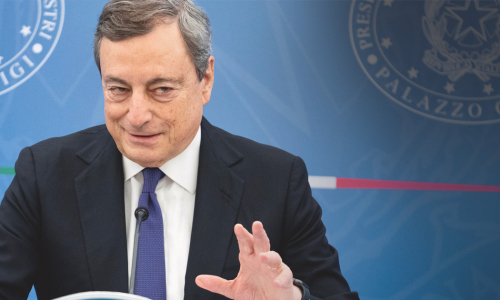 Il traghettatore sacrificato per i sondaggi: 17 mesi di governo Draghi