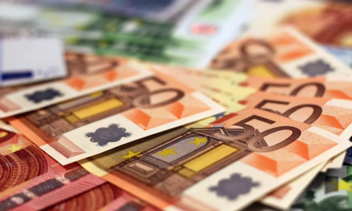 Al via le domande per il nuovo Bonus 1.000 euro: a chi spetta