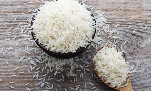 Aceto, prova ad aggiungerne un cucchiaio nell’acqua del riso: il trucco infallibile