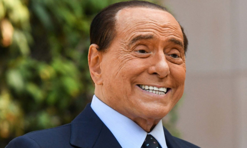 Berlusconi e lidea di un partito unico, già stroncata da Meloni