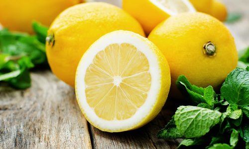 Limoni, se li coltivi così ti dureranno per tutto l’anno: il metodo semplicissimo