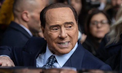 “Silvio Berlusconi sta bene, riprenderà la sua attività politica”: l’annuncio di Tajani