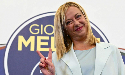 Giorgia Meloni si conferma la leader più apprezzata a un anno dalle elezioni
